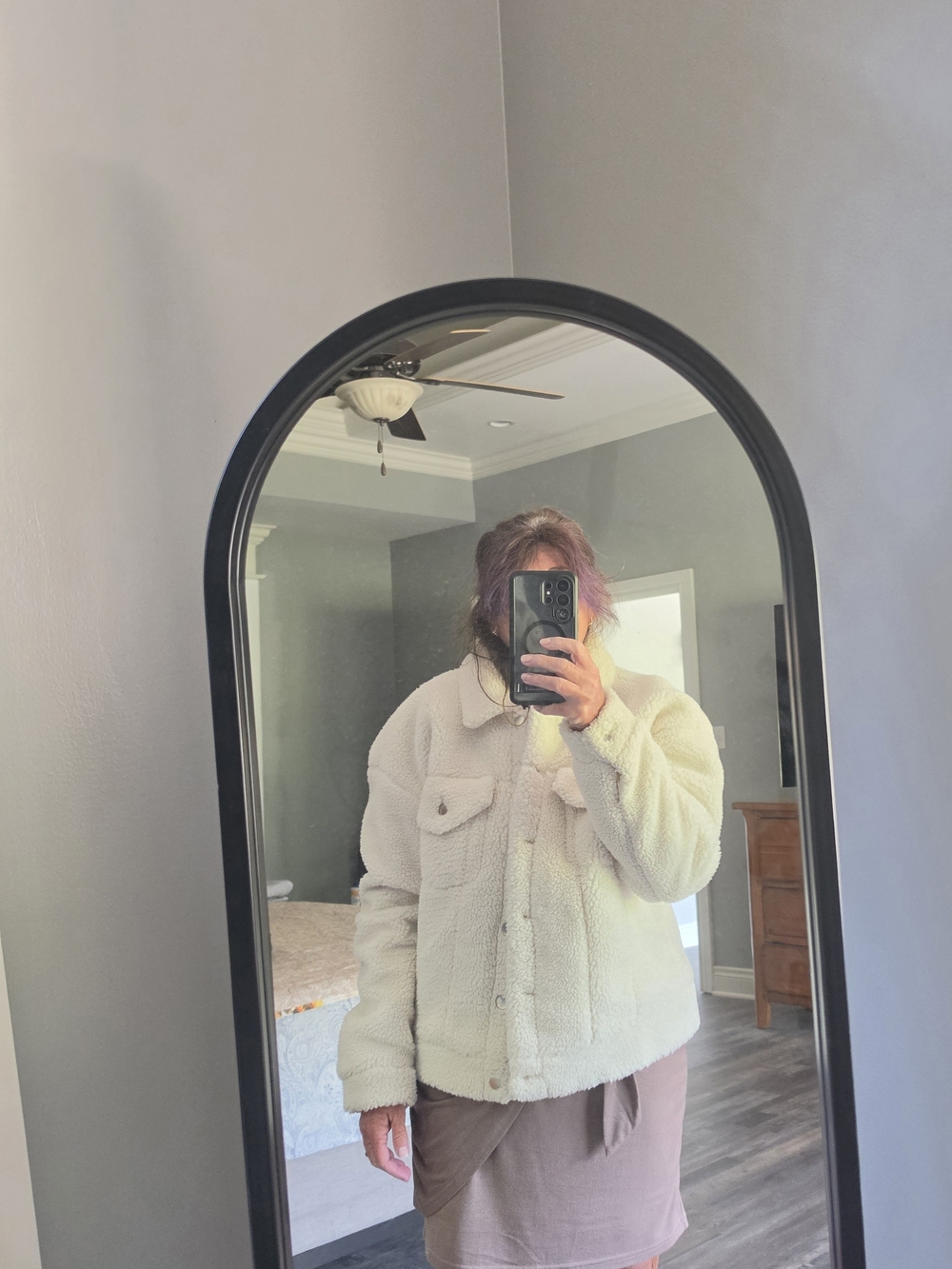Women's Cream Teddy Sherpa Jacket with Pocket Detail